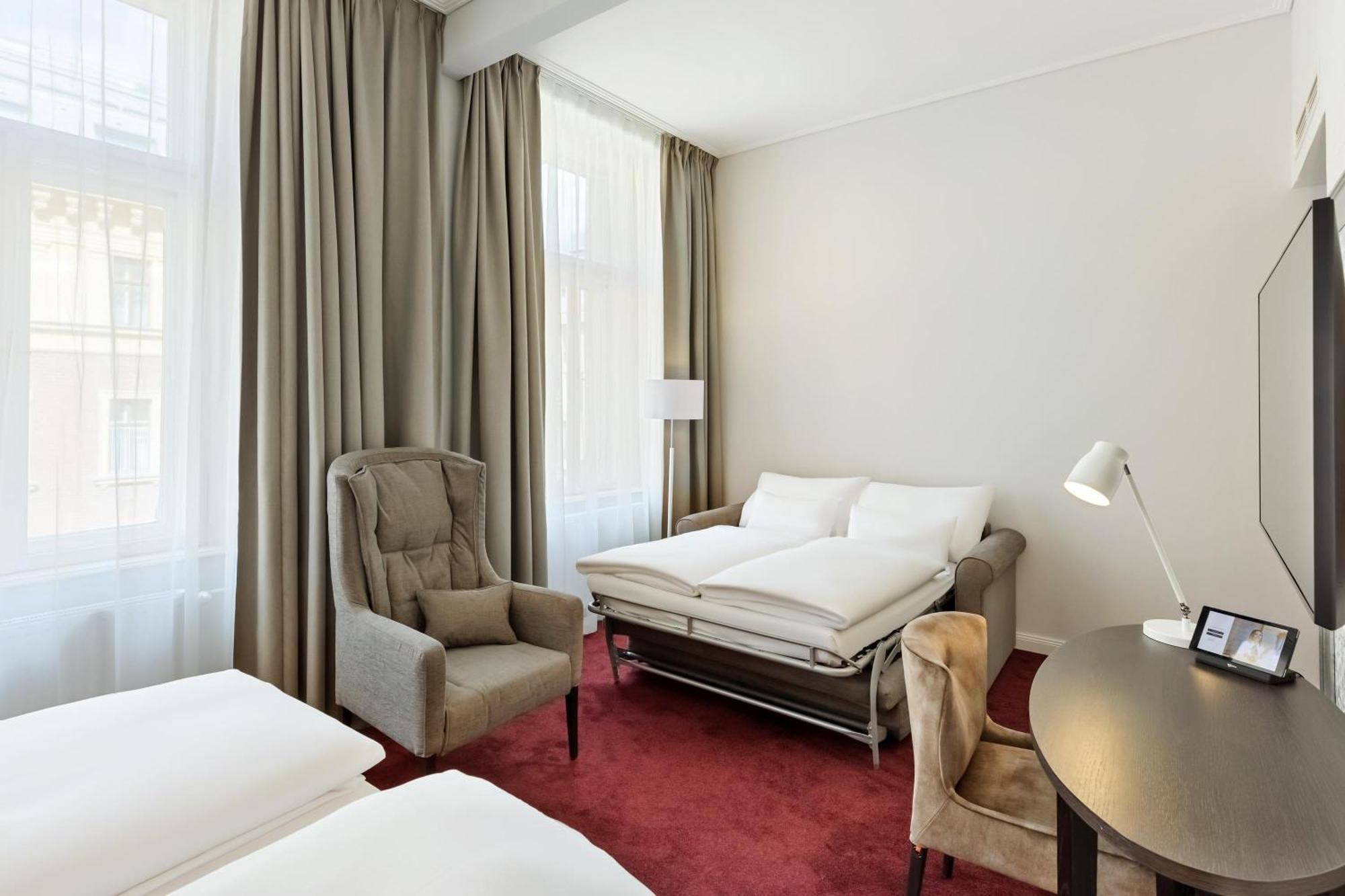 Hotel Austria Trend Rathauspark 4*